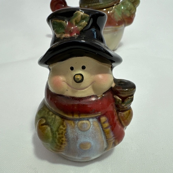 Snowman Top Hats Miniature Teapot Creamer Matching Salt & Beanie Pepper Shakers - Picture 5 of 12